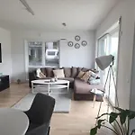 Oslo Gardemoen & With Ev Contact Apartament